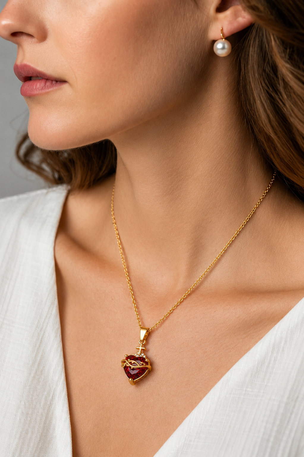 Collar Corazón Sacro – Cruz con Zirconia en Acero Inoxidable 316L