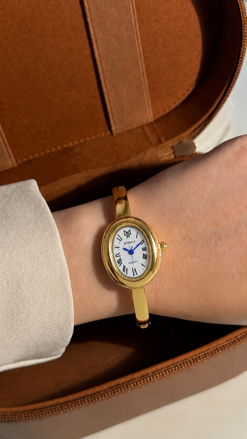 Reloj Aurelia™ Élise – Elegancia Ovalada con Estilo Romano