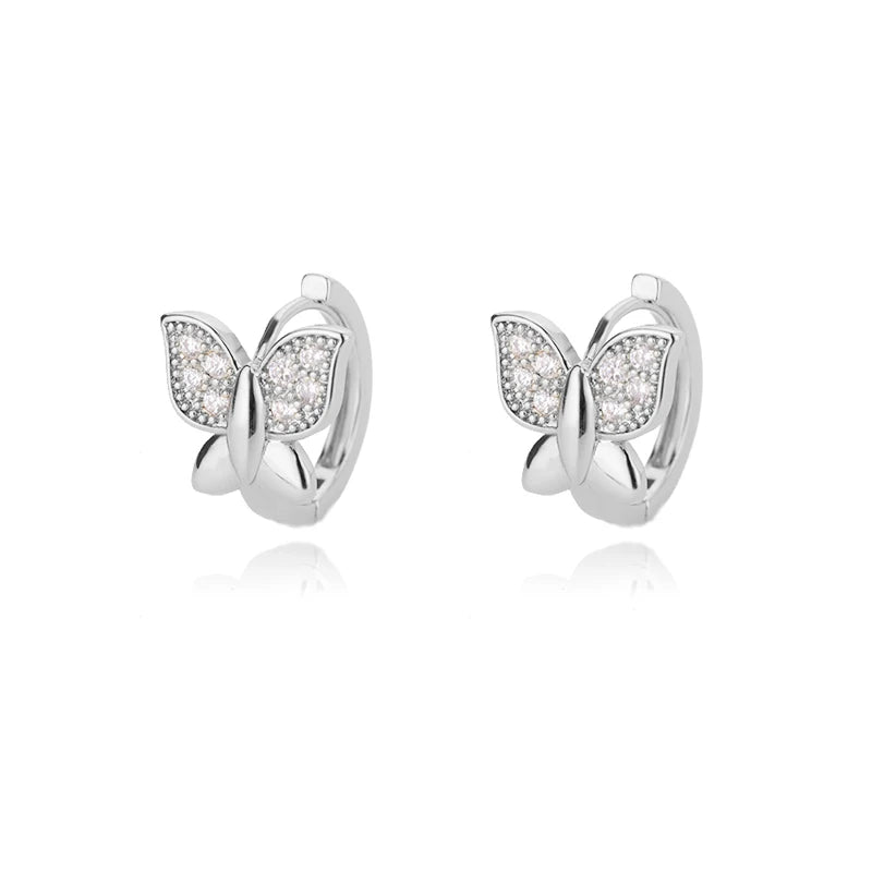 Pendientes Estrella Lúmina – Zirconia Brillante en Acero Inoxidable Dorado