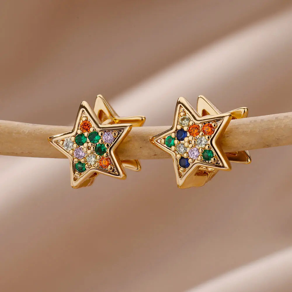 Pendientes Estrella Lúmina – Zirconia Brillante en Acero Inoxidable Dorado