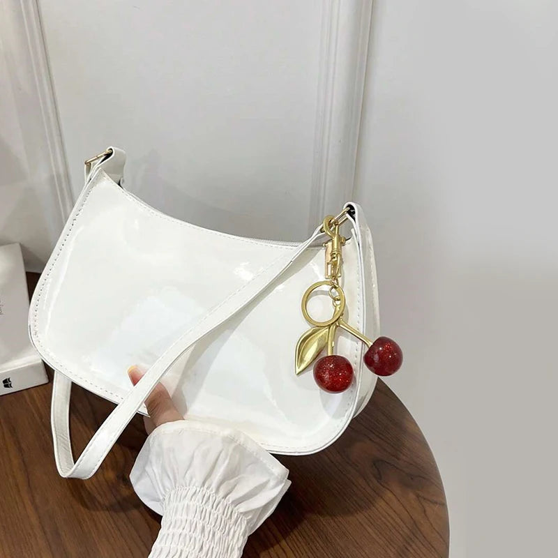 Bolso Cereza Chic de Hombro para Mujer – Piel Sintética Elegante y Versátil