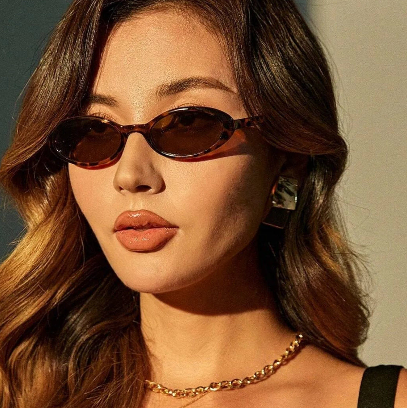 Gafas Bruna Sauvage – Montura Oval Retro en Leopardo Fashion 2026